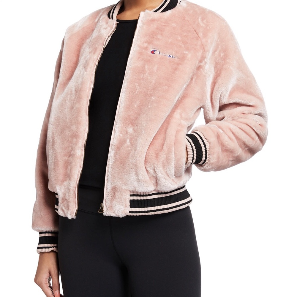 Sporty pink jumper!